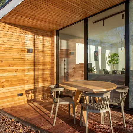 Forest With Sauna And Jacuzzi 4 Persons #308 * Maasbree